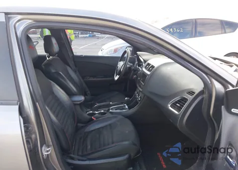 2013 Dodge Avenger R/T z USA, uszkodzony, nr VIN 1C3CDZBG0DN684268